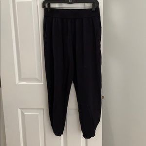 Lululemon joggers